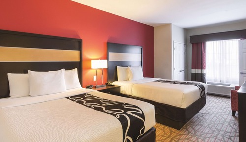 Suite, 2 Queen Beds, Non Smoking