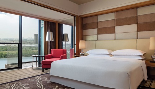 Club Suite, 1 Bedroom, River View