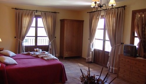 Junior Suite (B  3pax)