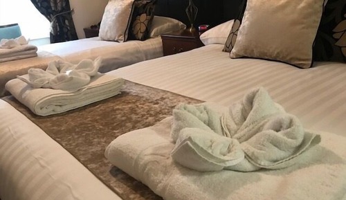 Superior Suite, Private Bathroom (5 person)
