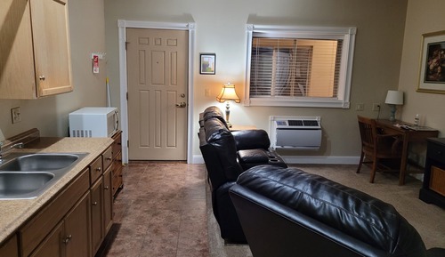 Suite, 1 Queen Bed