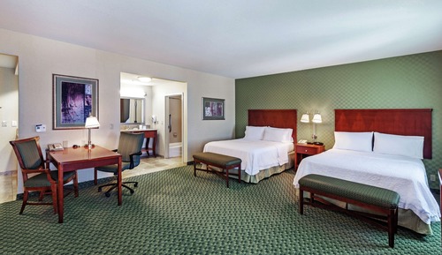 2 Queen Beds Studio Suite Non-Smoking