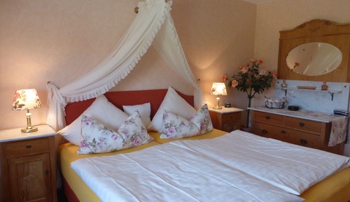 Apartment "Blütenzauber" 55sqm long stay (plus 4 nights) excl. Breakfast