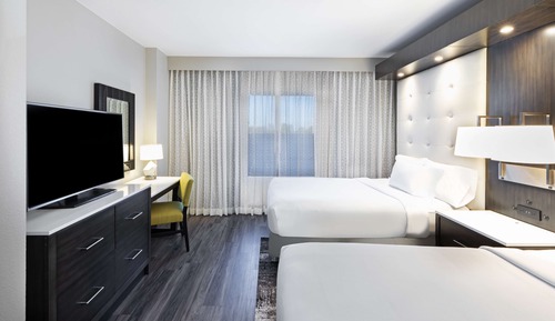 Two Queens Suite