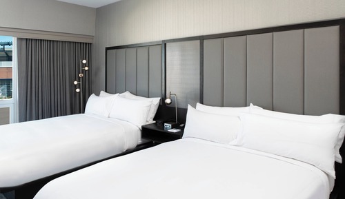 Room, 2 Queen Beds, View