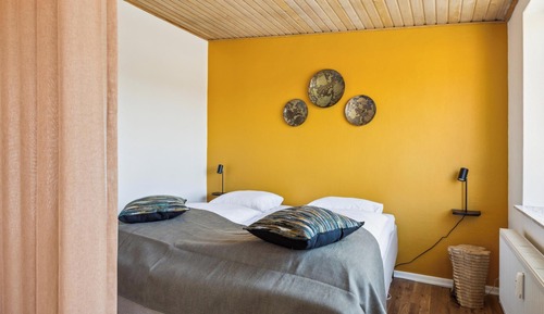 Comfort Apartment, Annex Building