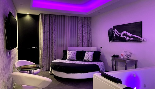 Exclusive Studio Suite