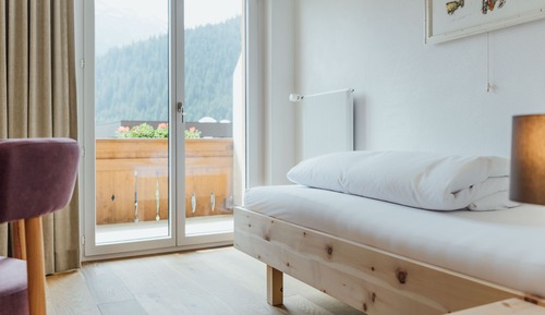 Single Room (Magnific)