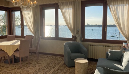 Suite Apartment Blue
