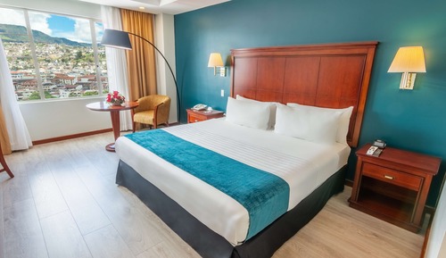 Standard Room, 1 King Bed