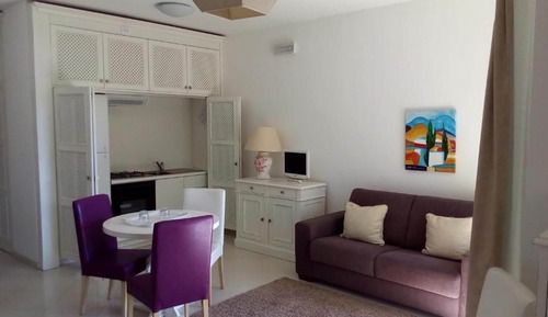 Classic Studio Suite, Balcony, Garden Area