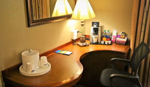 Room, 2 Queen Beds, Non Smoking (Drinks & Snacks)
