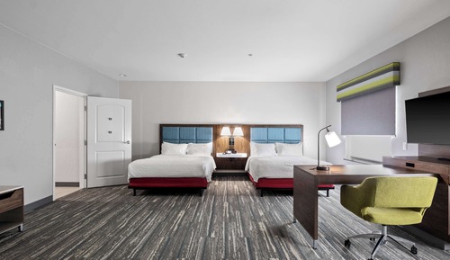 Suite, 2 Queen Beds, Accessible, Non Smoking