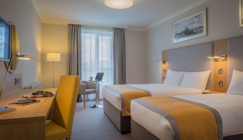 Deluxe Double & Double Room