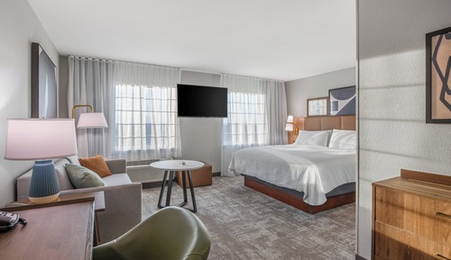 Studio Suite, 1 Queen Bed with Sofa bed, Kitchen (1 Queen)