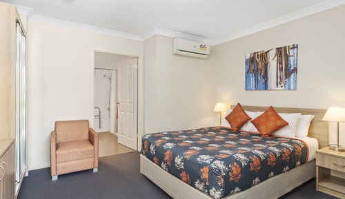 Executive Queen Room, Accessible