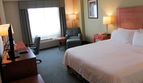 Standard Room, 1 King Bed