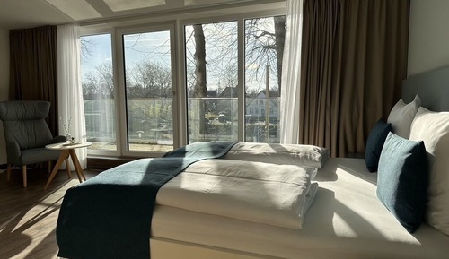 Junior Studio Suite