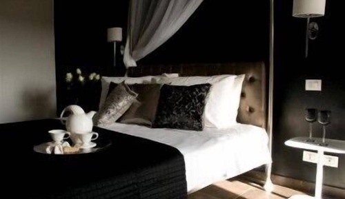 Deluxe Studio, 1 Queen Bed, Kitchenette, Tower