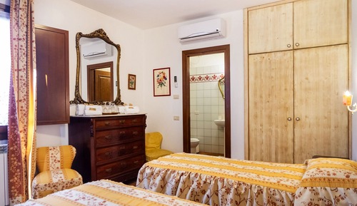Comfort Room, 1 Bedroom, Air conditioning, Garden View
