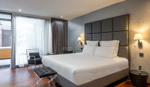 Double Room (Deluxe Terrasse vue Jardin)