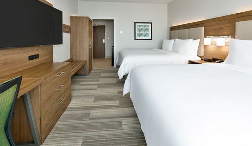 Suite, Multiple Beds, Accessible Bathtub (Mobil Tub)