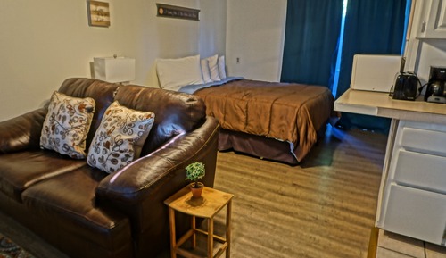 Honeymoon Room