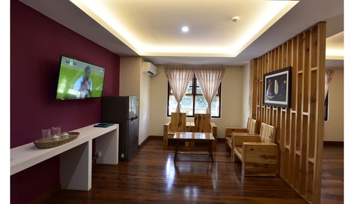 Deluxe Suite, 1 King Bed, Non Smoking