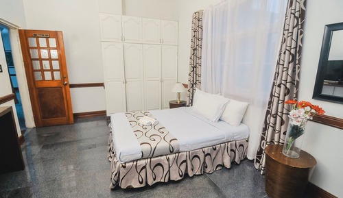 Deluxe Room A