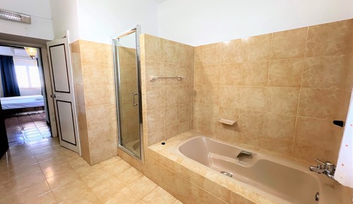 Twin Room, Private Bathroom