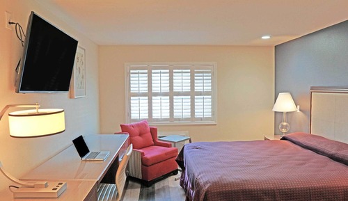 Room, 1 King Bed, Non Smoking