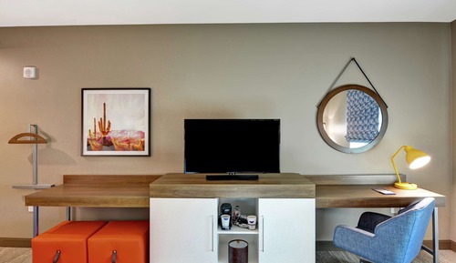 Suite, 1 King Bed, Accessible, Refrigerator & Microwave