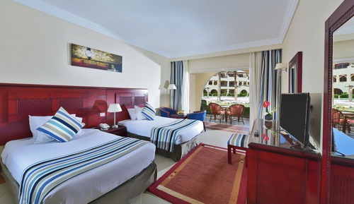 Standard Triple Room, Garden View