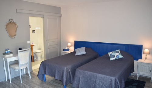 Iris Room