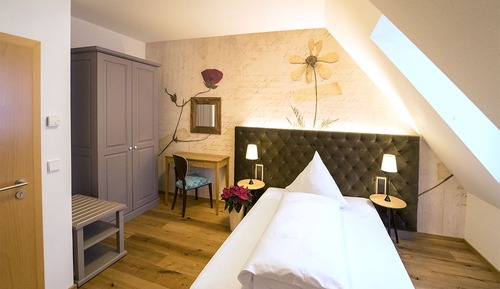 Standard Single Room