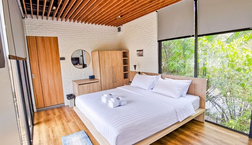 Executive Room