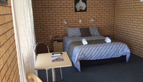 Comfort Room, 1 Queen Bed, Non Smoking
