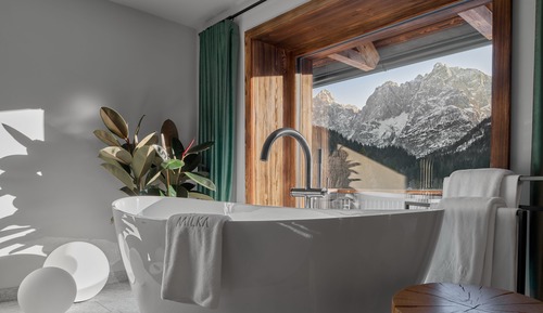 Suite (Alpine)