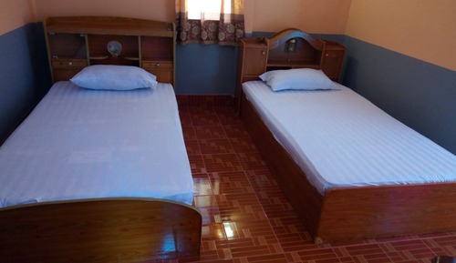 Basic Room, Multiple Beds, Smoking