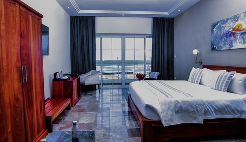 Deluxe Double Room, 1 King Bed, Non Smoking, Beach View