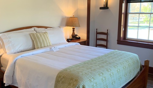 Deluxe Room, 1 Queen Bed
