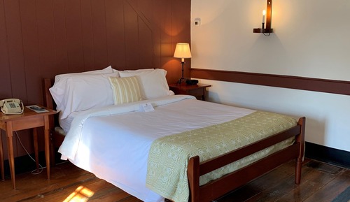 Deluxe Room, 1 Queen Bed