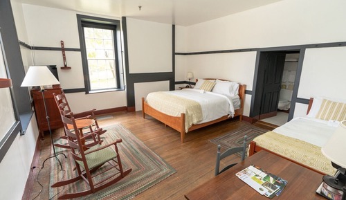 Deluxe Room, Multiple Beds