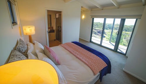 Luxury Cottage, 2 Bedrooms, Sea View