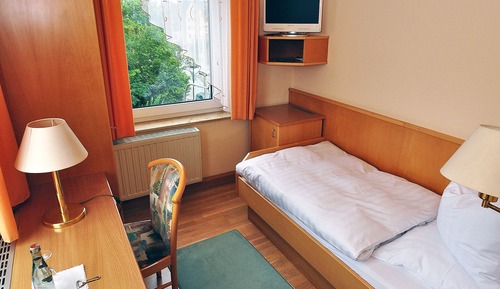 Standard Single Room