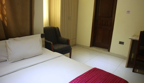 Standard Double Room Single Use, Non Smoking