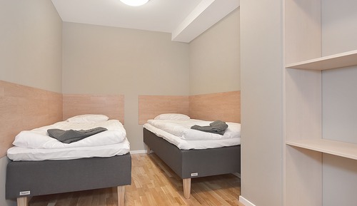 Twin Room (Shared Studio)