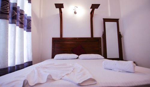 Deluxe Double Room, 1 Double Bed, Hill View