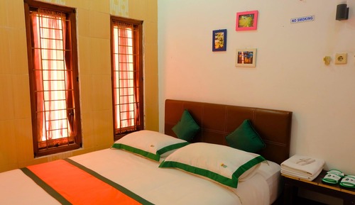 Standard House, 3 Bedrooms