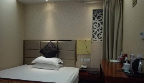 Standard Double Room B 